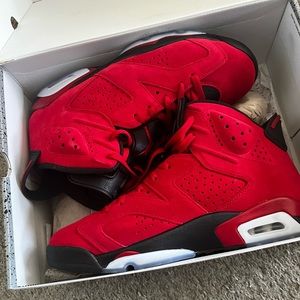 Jordan 6 red turo